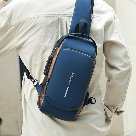 Shoulder bag with USB charging